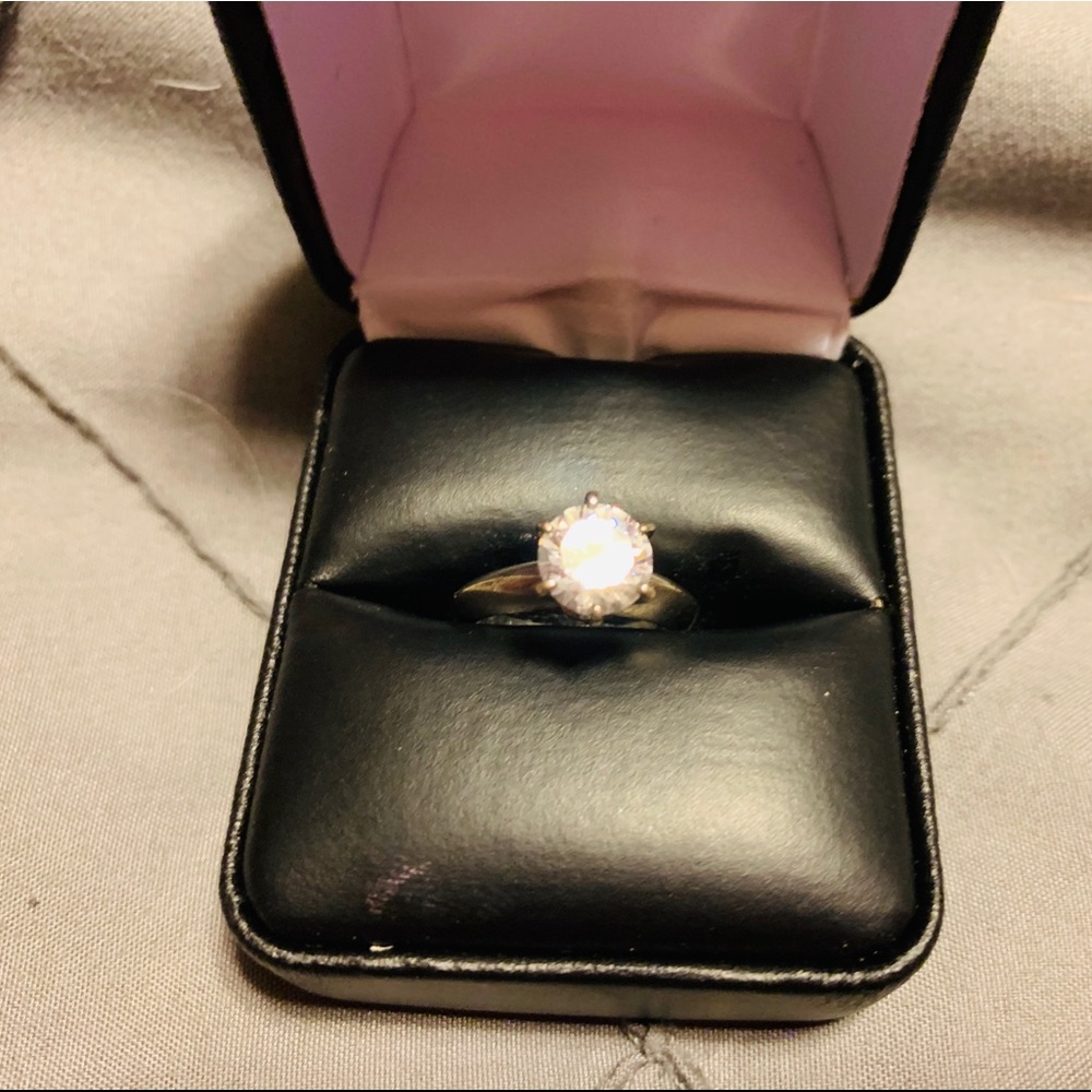 💍Platinum💍 Plated Sterling Engagement Ring
